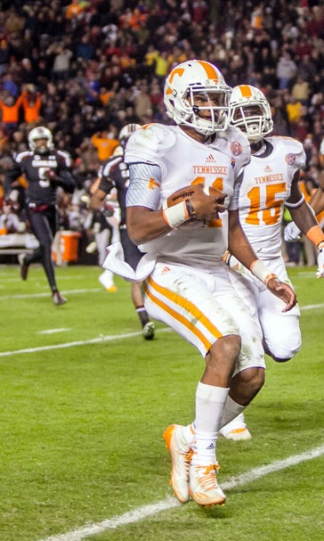 Vols erase 14-point deficit, beat Gamecocks in OT